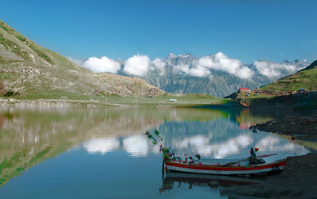 yahya-ehsan-L895sqROaGw-unsplash-1024×644